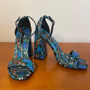 snakeskin pumps - multi color